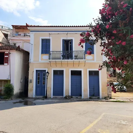 Traditional House At Koroni Near Beach Exterior photo