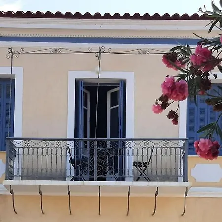 Traditional House At Koroni Near Beach Exterior photo