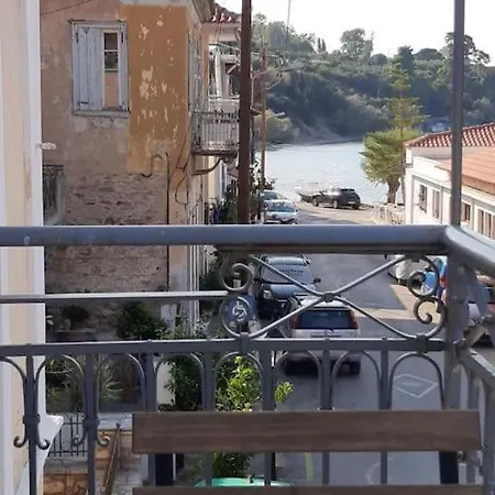 Traditional House At Koroni Near Beach Exterior photo