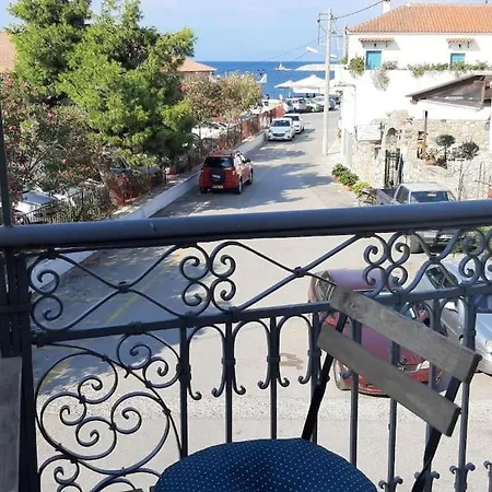 Traditional House At Koroni Near Beach Exterior photo